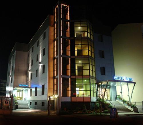 Hotel Italia Carmagnola Bagian luar foto